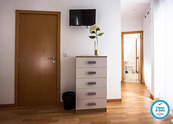 Central Guesthouse Pensjonat 3*