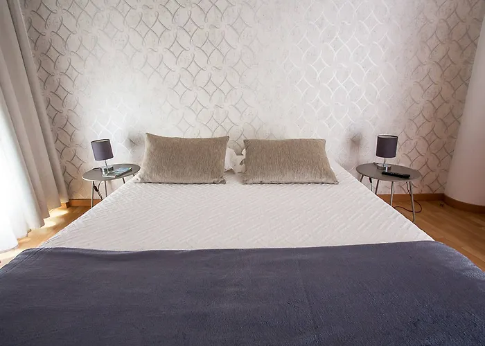 Central Guesthouse Pensjonat Ponta Delgada